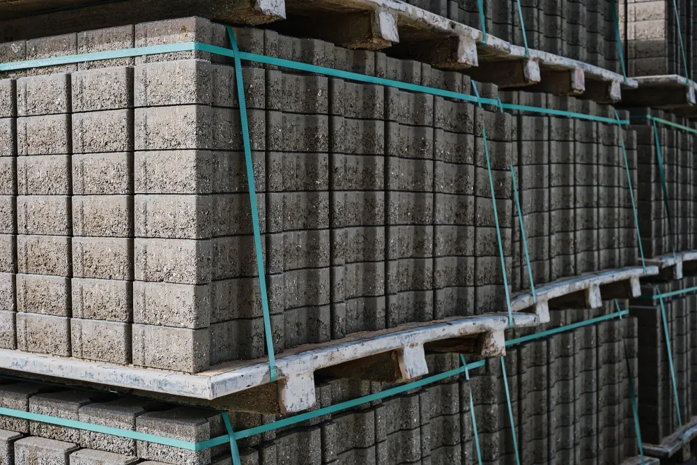 Pre-stressed concrete slab systems for building construction